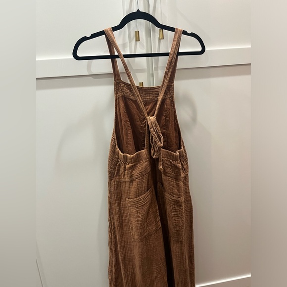 Free People Brown Tie Back Jumpsuit w/ Pockets - Size S - Picture 2 of 4